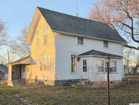 16115 Portland Avenue Mason City IA 50401