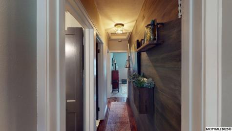 1044 Maple Drive Mason City IA 50401