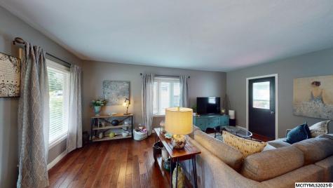 1044 Maple Drive Mason City IA 50401