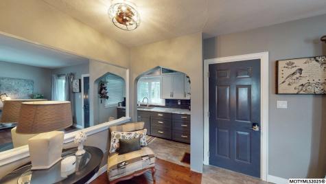 1044 Maple Drive Mason City IA 50401