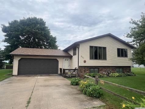 621 Southview Drive Rockwell IA 50469