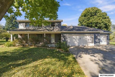 8 Quarry Road Mason City IA 50401