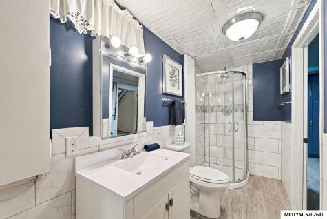 8 Quarry Road Mason City IA 50401