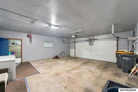 8 Quarry Road Mason City IA 50401