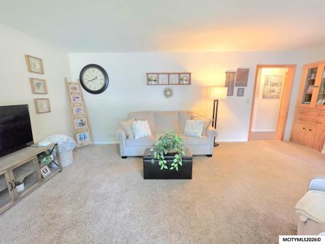 616 S Indiana Mason City IA 50401