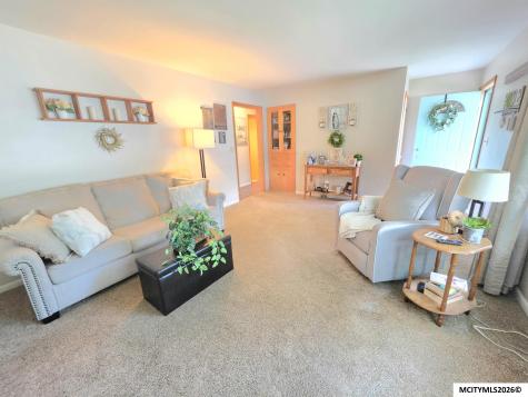 616 S Indiana Mason City IA 50401