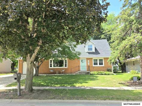 616 S Indiana Mason City IA 50401