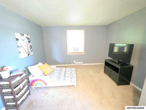 616 S Indiana Mason City IA 50401