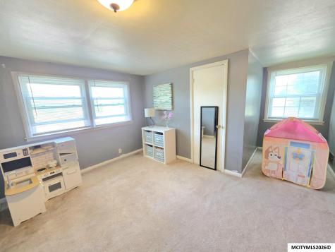 616 S Indiana Mason City IA 50401