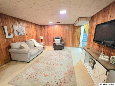 616 S Indiana Mason City IA 50401