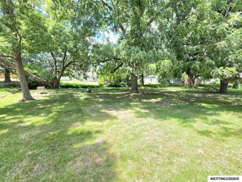 616 S Indiana Mason City IA 50401