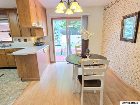 254 Parkridge Drive Mason City IA 50401