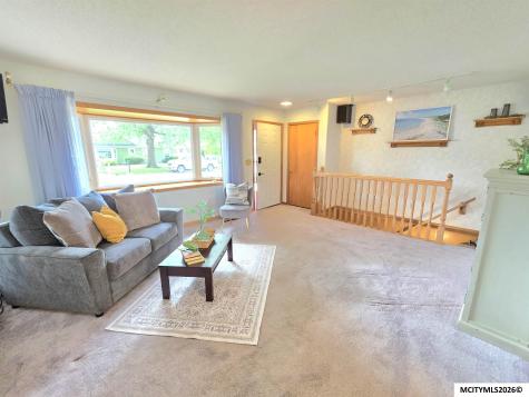 254 Parkridge Drive Mason City IA 50401