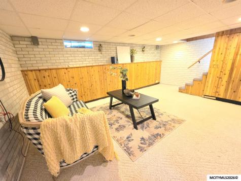 254 Parkridge Drive Mason City IA 50401