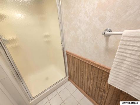 254 Parkridge Drive Mason City IA 50401