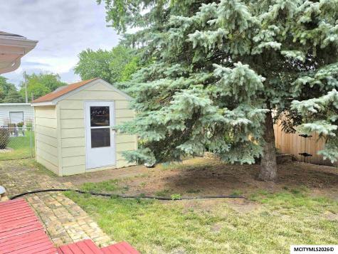 254 Parkridge Drive Mason City IA 50401