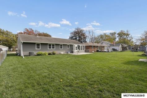 1308 N Hampshire Mason City IA 50401
