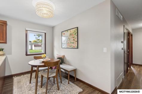 1308 N Hampshire Mason City IA 50401