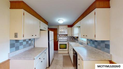 1076 Park Lane Mason City IA 50401