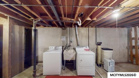 1076 Park Lane Mason City IA 50401