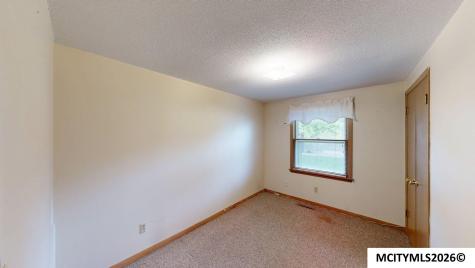 1076 Park Lane Mason City IA 50401