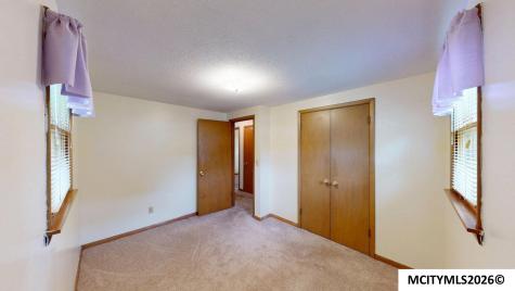 1076 Park Lane Mason City IA 50401