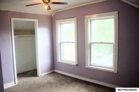 1228 N Madison Mason City IA 50401