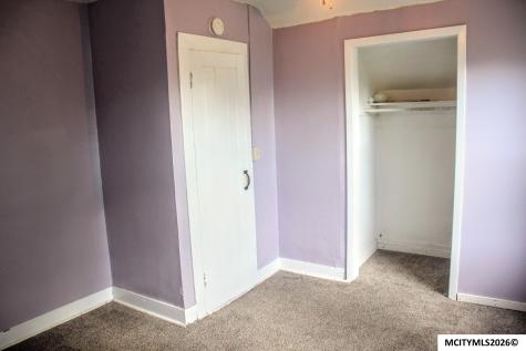 1228 N Madison Mason City IA 50401