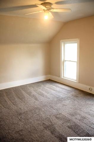 1228 N Madison Mason City IA 50401