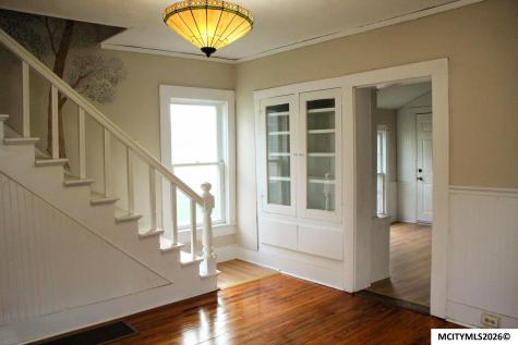 1228 N Madison Mason City IA 50401