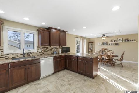 1621 7th Place SW Mason City IA 50401