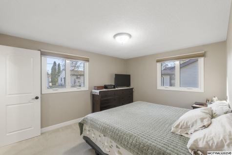 1621 7th Place SW Mason City IA 50401