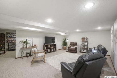 1621 7th Place SW Mason City IA 50401