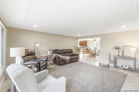 1621 7th Place SW Mason City IA 50401