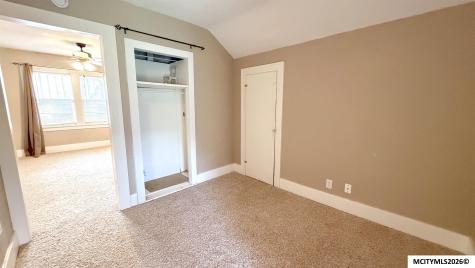 1112 W State Mason City IA 50401