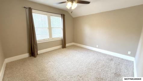 1112 W State Mason City IA 50401