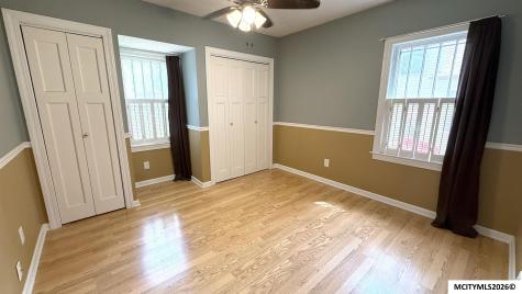 1112 W State Mason City IA 50401