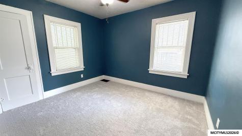 1112 W State Mason City IA 50401
