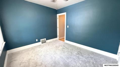 1112 W State Mason City IA 50401