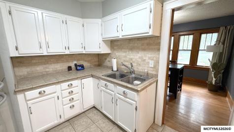 1112 W State Mason City IA 50401