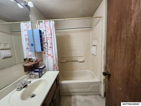 40 27th SW Mason City IA 50401