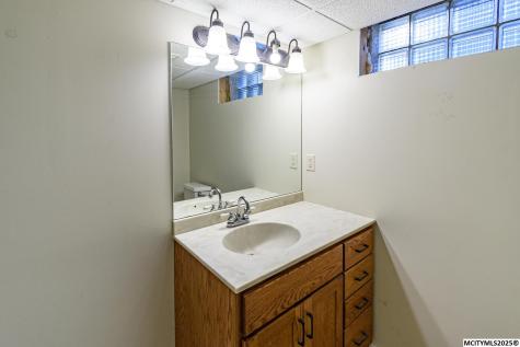 1111 1st SW Mason City IA 50401