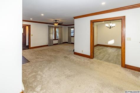 1111 1st SW Mason City IA 50401