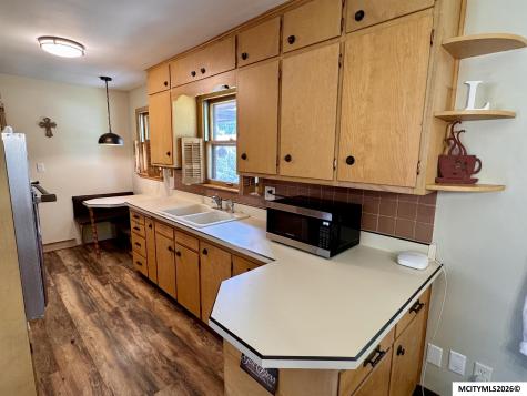 1310 3rd NW Mason City IA 50401