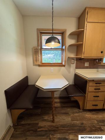 1310 3rd NW Mason City IA 50401