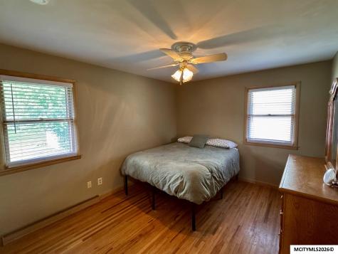 1310 3rd NW Mason City IA 50401