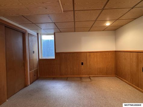 1310 3rd NW Mason City IA 50401