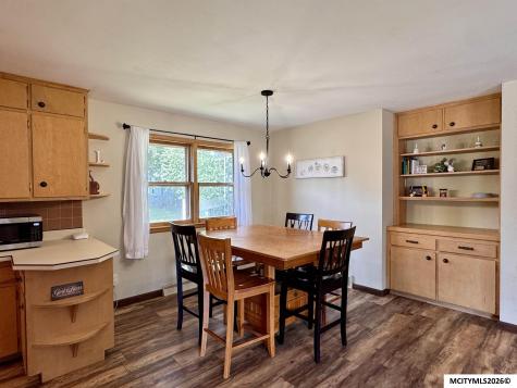1310 3rd NW Mason City IA 50401