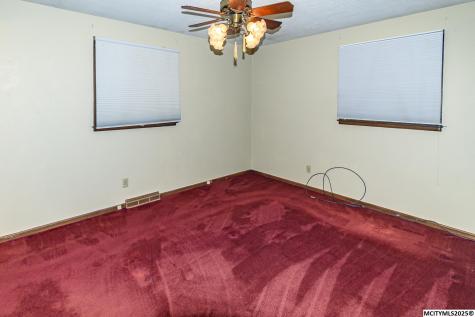 1645 7th Place SW Mason City IA 50401