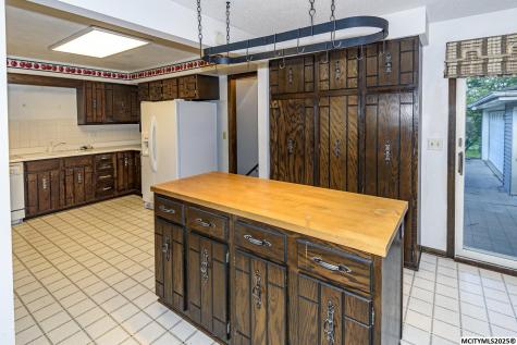 1645 7th Place SW Mason City IA 50401